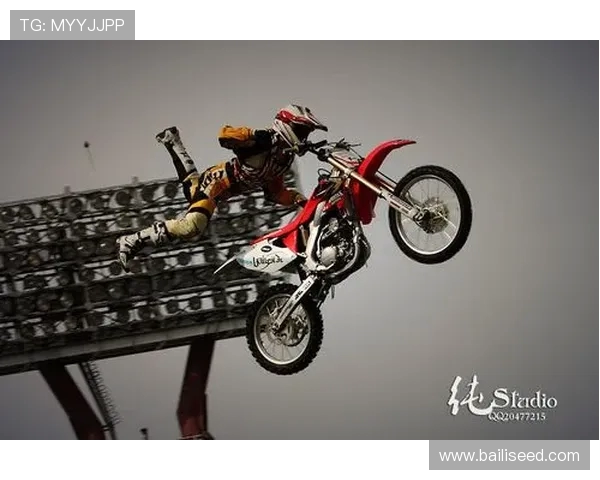 南京极限运动队与杭州极限运动队赛后复盘分析团队配合与表现的深度探讨